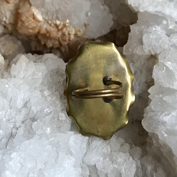 Labradorite Statement Ring - Picture 7 of 13